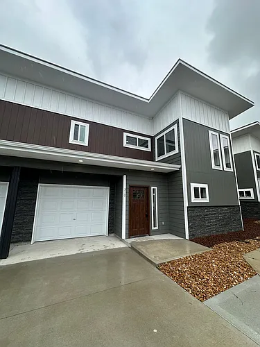 Sedalia Townhomes Photo 1
