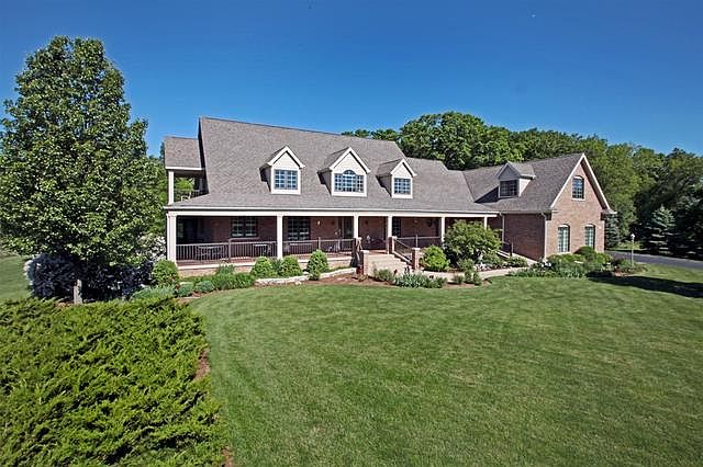 1st image of 35025 N Oak Knoll Cir