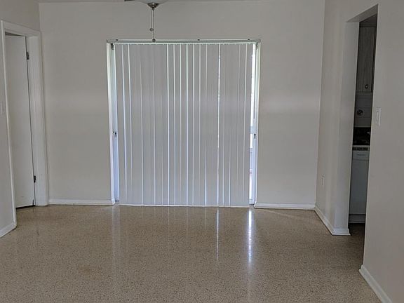 3rd image of 2117 College Dr