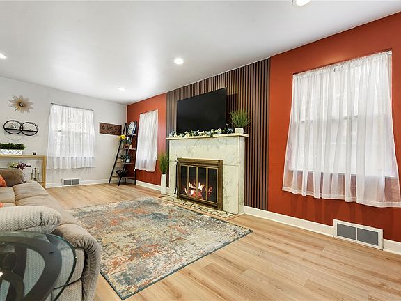 5th image of 1315 Bower Hill Rd