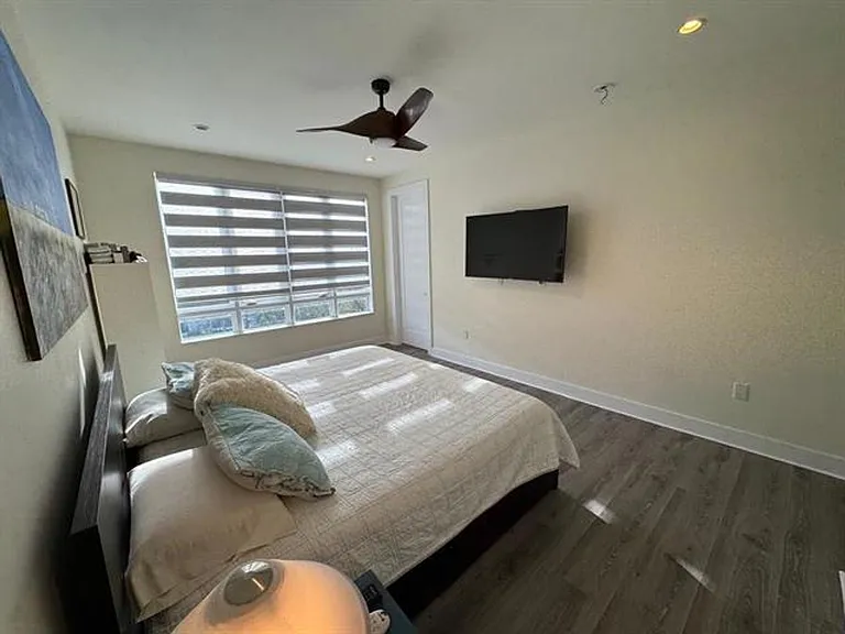 6361 NW 103rd Psge #Townhouse 6361 — Photo 20