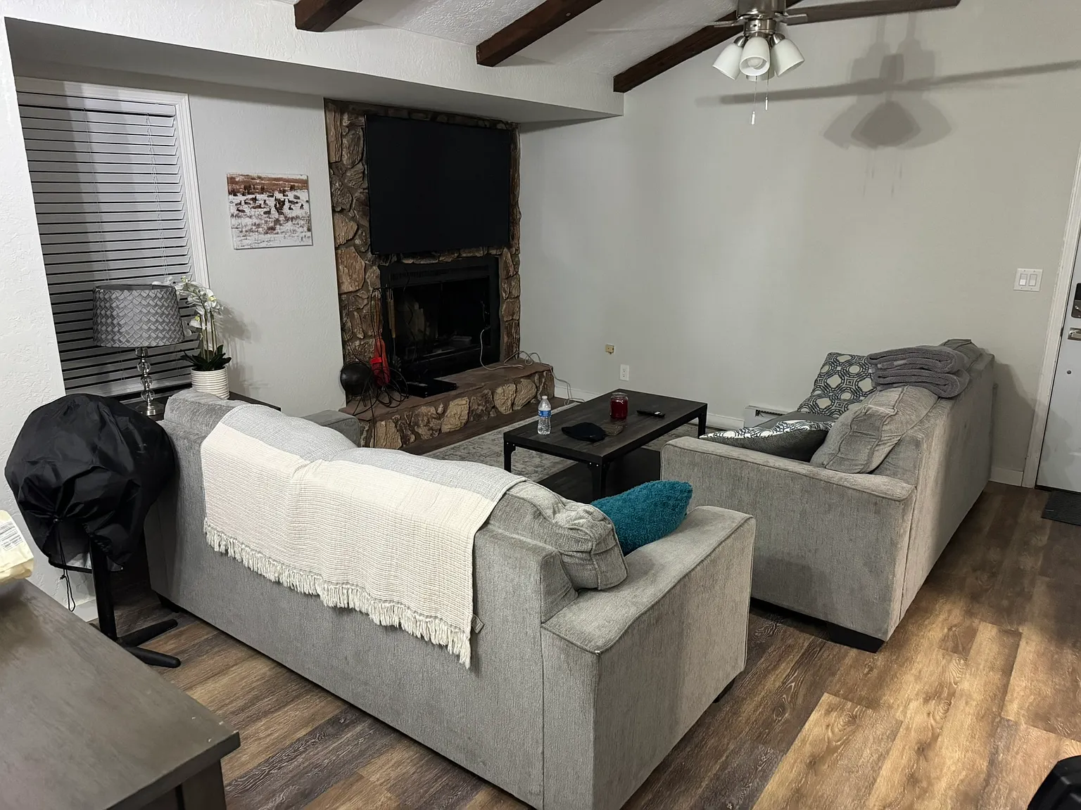 2 bed, 1.5 bath, 1150 sqft, $1,995 — Photo 2