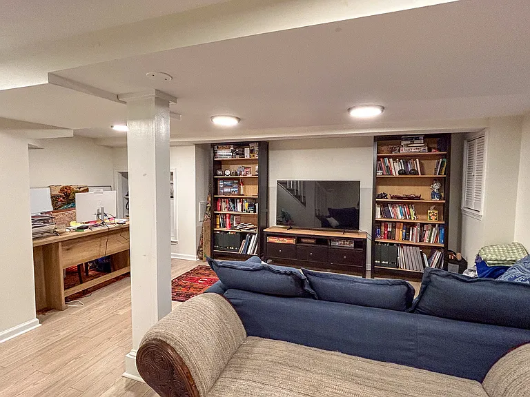 1226 Jefferson St NW — Photo 17