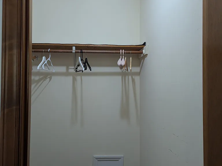 24 Georgetown Ct — Photo 11