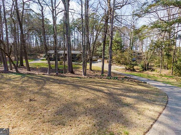 2nd image of 5075 Deen Rd