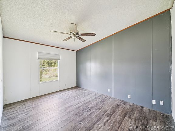 5th image of 210 Osage St