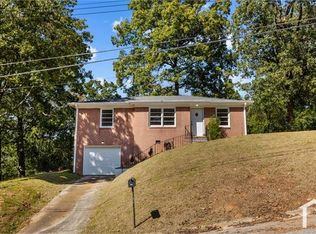 1016 Belle Meade Dr, Birmingham, AL 35235