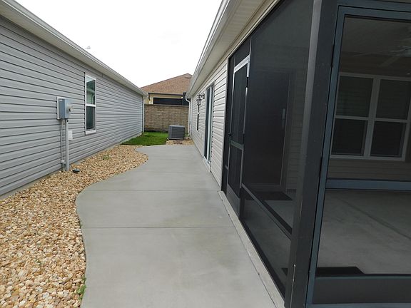 4th image of 5449 Weaver Ave