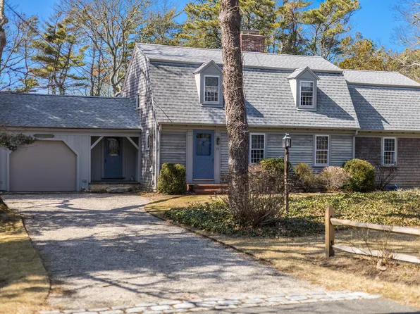 33 Captains Walk, North Chatham, MA 02650
