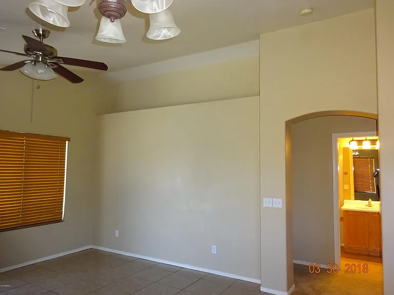 15036 W Port Au Prince Ln — Photo 2