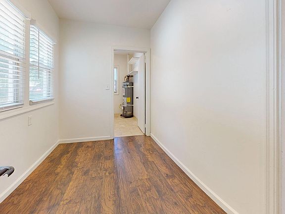5th image of 2063 Park Ave