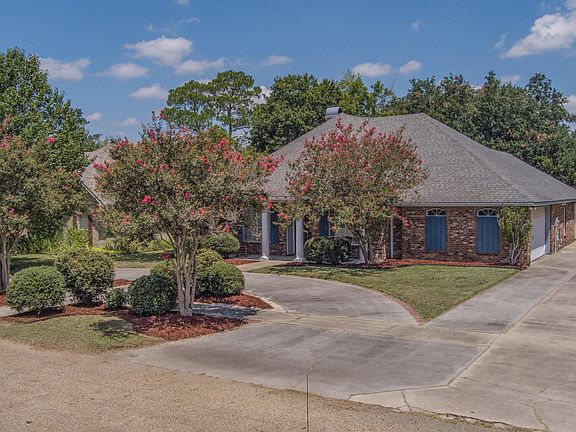 5th image of 202 Country Hollow Ln