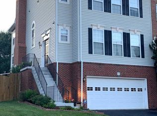 670 McLeary Sq SE, Leesburg, VA 20175