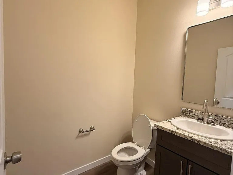 Unit Photo