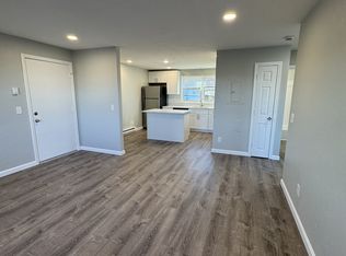 335 Plantation St APT 3R, Worcester, MA 01604