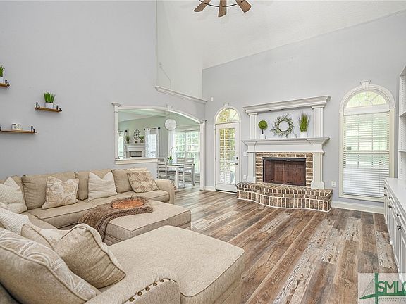 4th image of 493 Mcgregor Circle