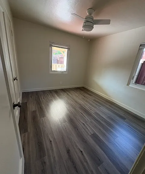 539 Chiquita Ave — Photo 16