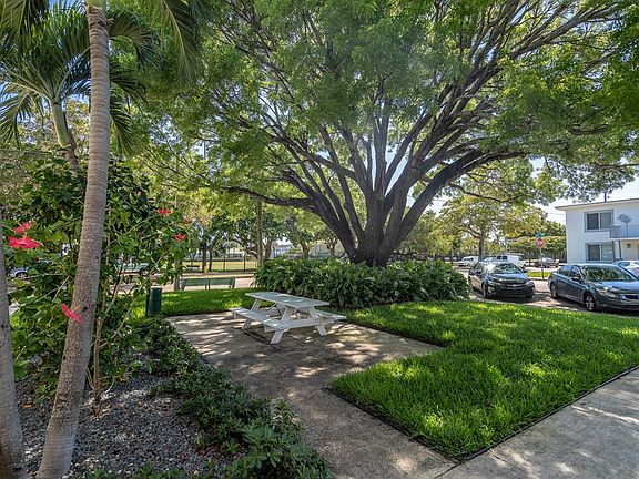 2nd image of 7301 Carlyle Ave APT 2