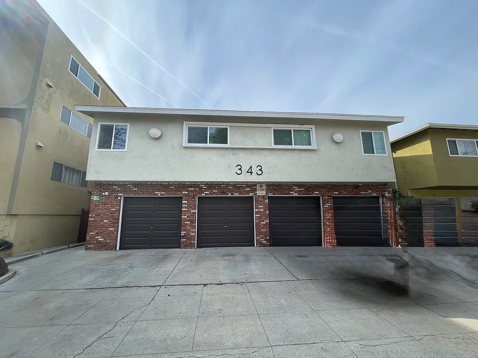 343 Newport Ave #4