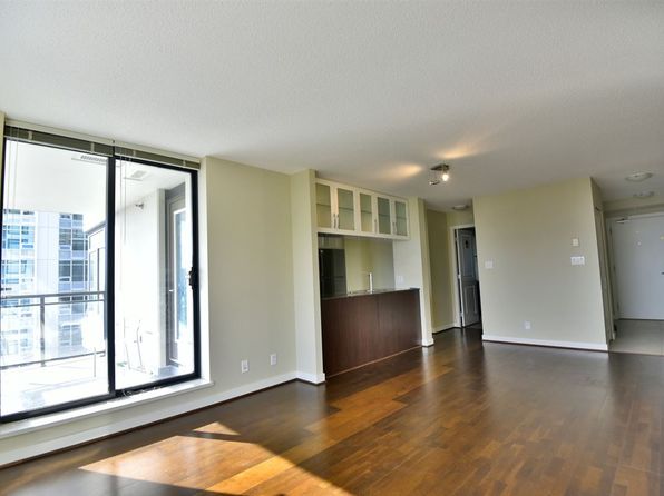2 bedroom rental in Richmond — photo 2