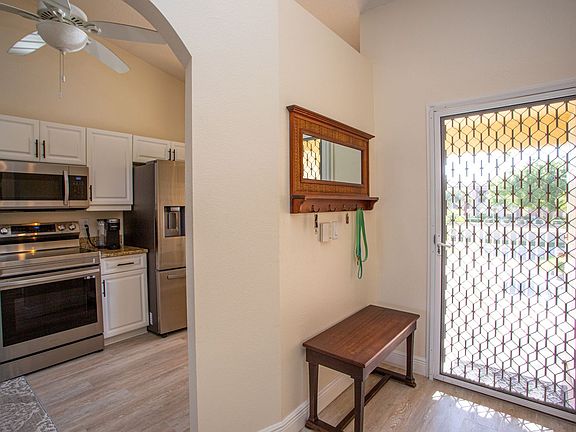 3rd image of 6496 Huntington Lakes Cir APT 203