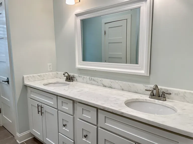 1011 Selma St — Photo 12