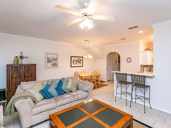 5th image of 14901 Windward Dr APT 703