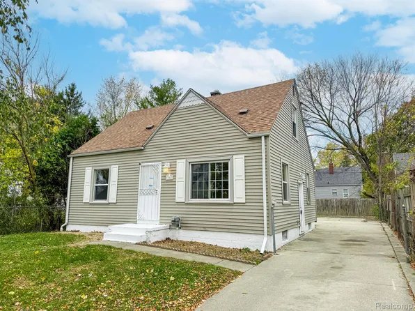 706 Crawford St, Flint, MI 48507