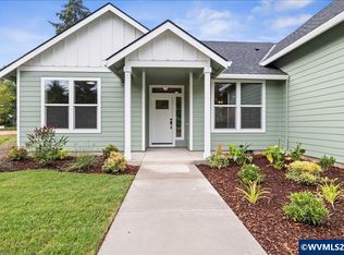 2426 Oak St, Lyons, OR 97358
