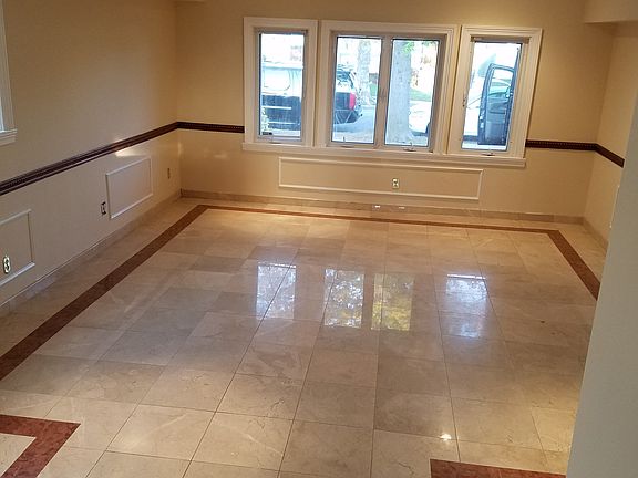 2nd image of 15942 86th St