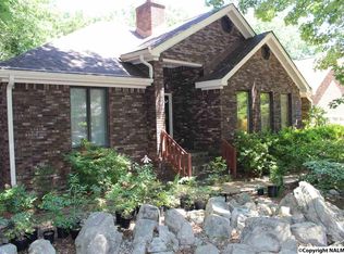 10015 Covington Dr SE, Huntsville, AL 35803