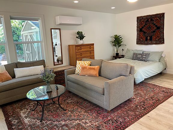 2nd image of 1053 56th St #2