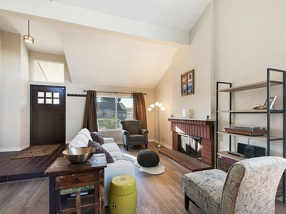 5th image of 12785 Kumquat Ave
