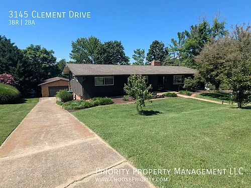 3145 Clement Dr Photo 1