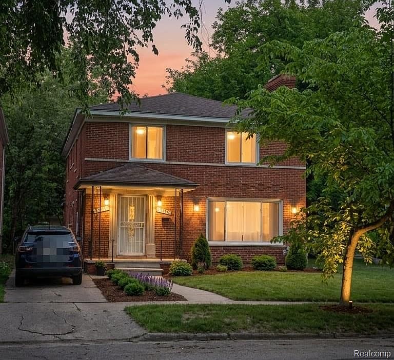 1st image of 20487 Stratford Rd