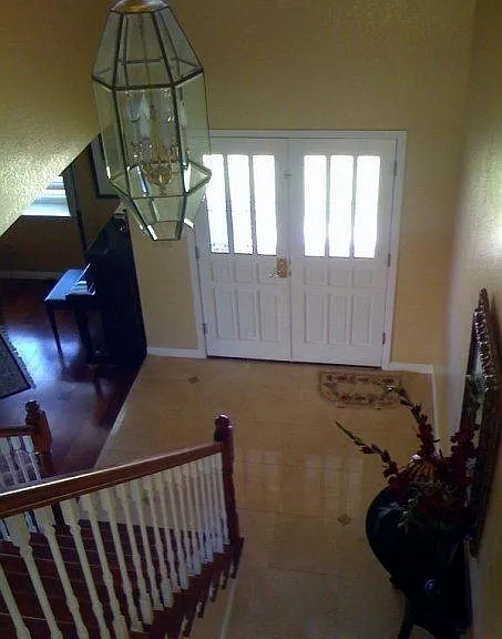 5048 Monaco Dr — Photo 2
