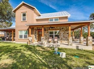 1205 Green Meadow Ln, Spring Branch, TX 78070