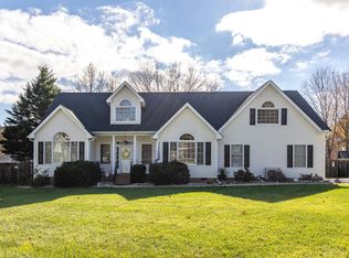 8613 Lawdraker Rd, Apex, NC 27539