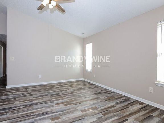 4th image of 515 Leffler Dr