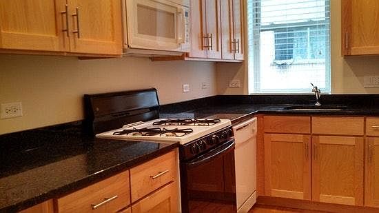 4th image of 1635 W Farwell Ave APT 3N