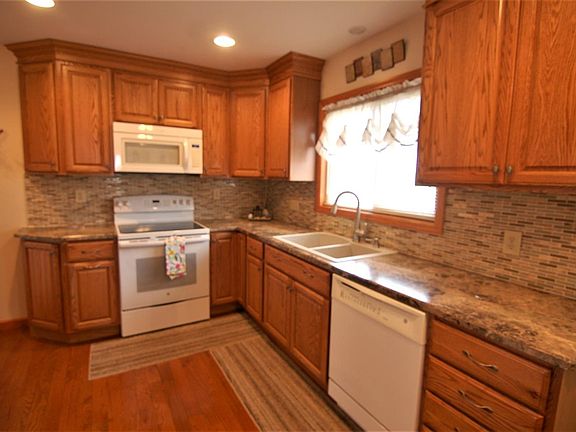 5th image of 952 Pribble Cir Lot 1