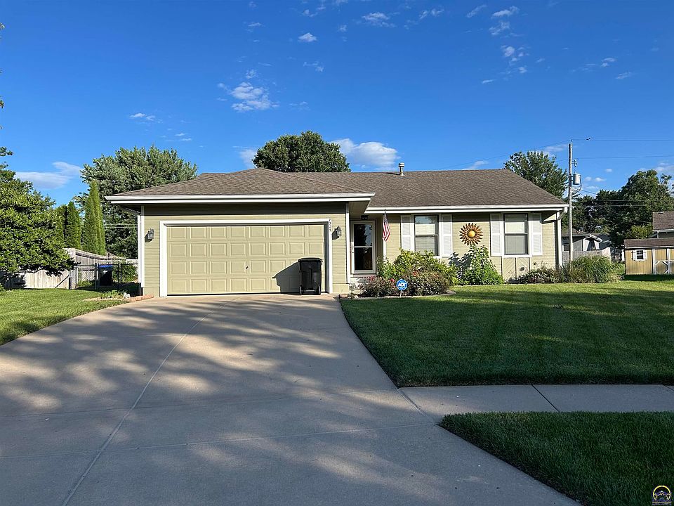 1st image of 7325 SW 26th Ct
