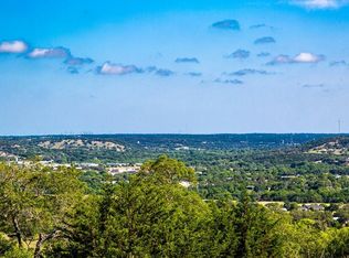 240 Springwood Ln, Kerrville, TX 78028