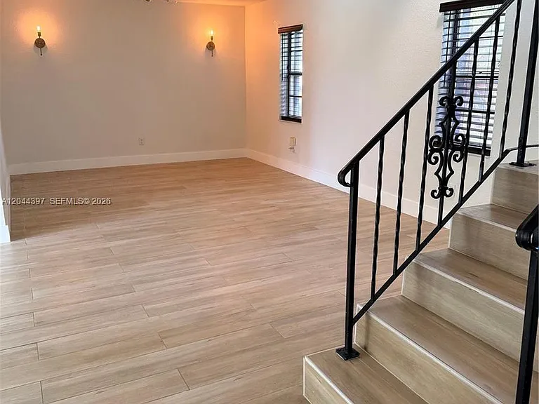 20501 SW 50th Pl — Photo 11