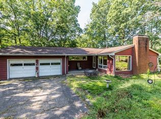 204 Kurn Rd, Tarentum, PA 15084