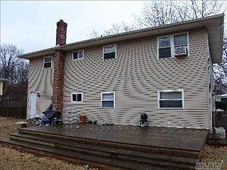 1st image of 97 Carlton Dr E