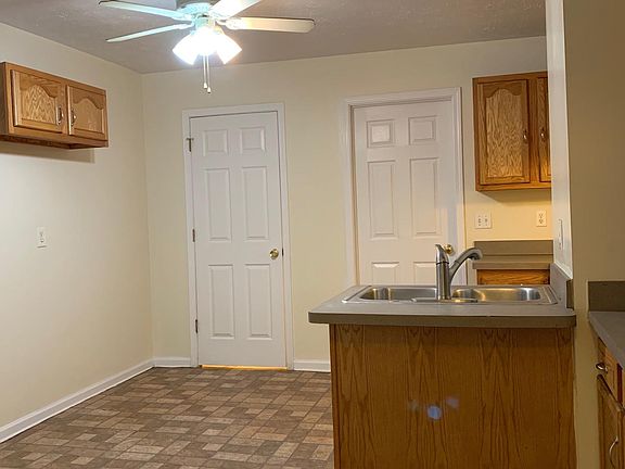 2nd image of 4134 Cyril Ave