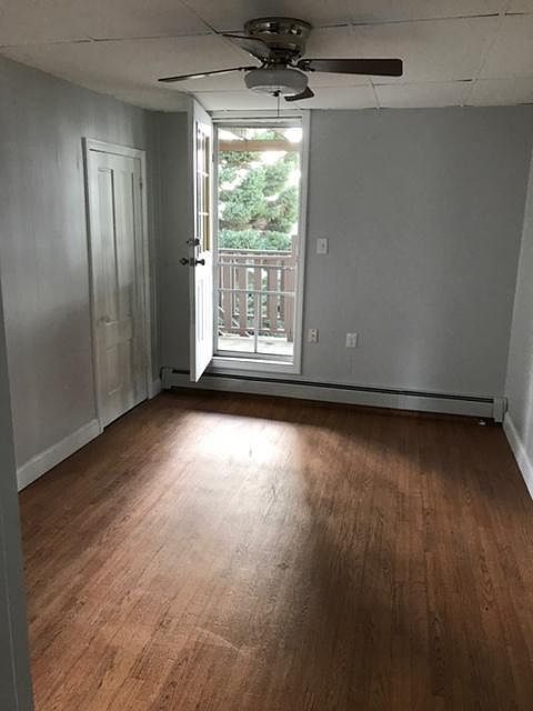 2nd image of 1005 Winthrop Ave