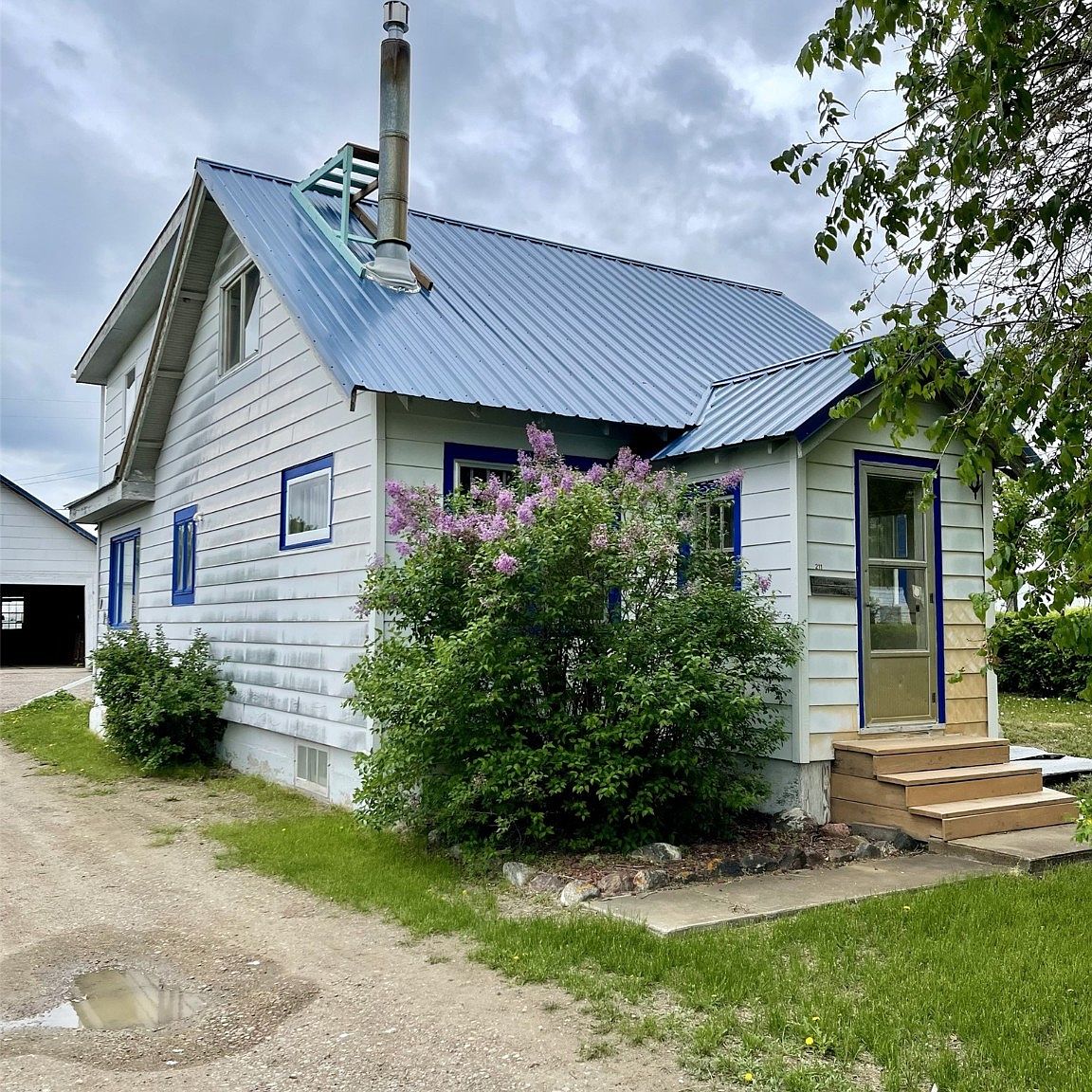 211 4th Ave SE, Dutton, MT 59433 Zillow