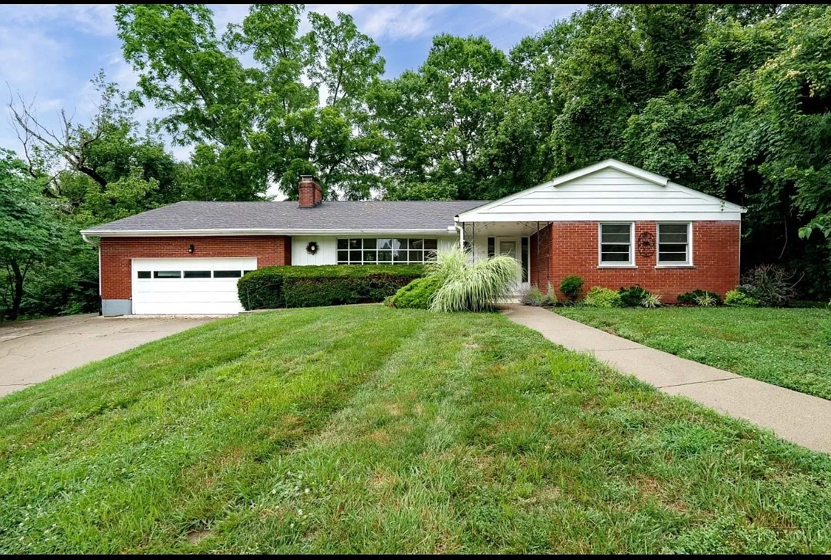 5479 Vonderhaar Ct — Photo 1